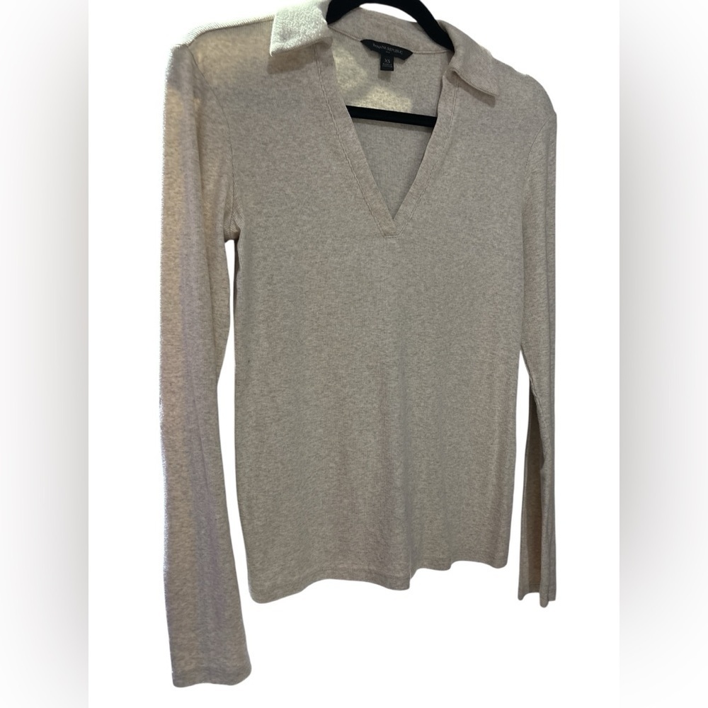 Banana Republic Cream Sweater NWOT - Picture 4 of 4